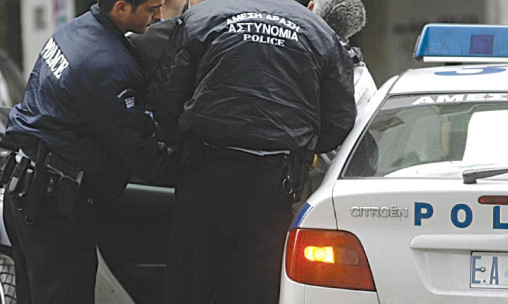 Ρόδος: Τους "φιλοξένησε" στο σπίτι του και τον σακάτεψαν στο ξύλο! 